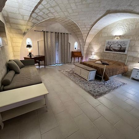 Suite Cavour Luxury Home טאראנטו מראה חיצוני תמונה