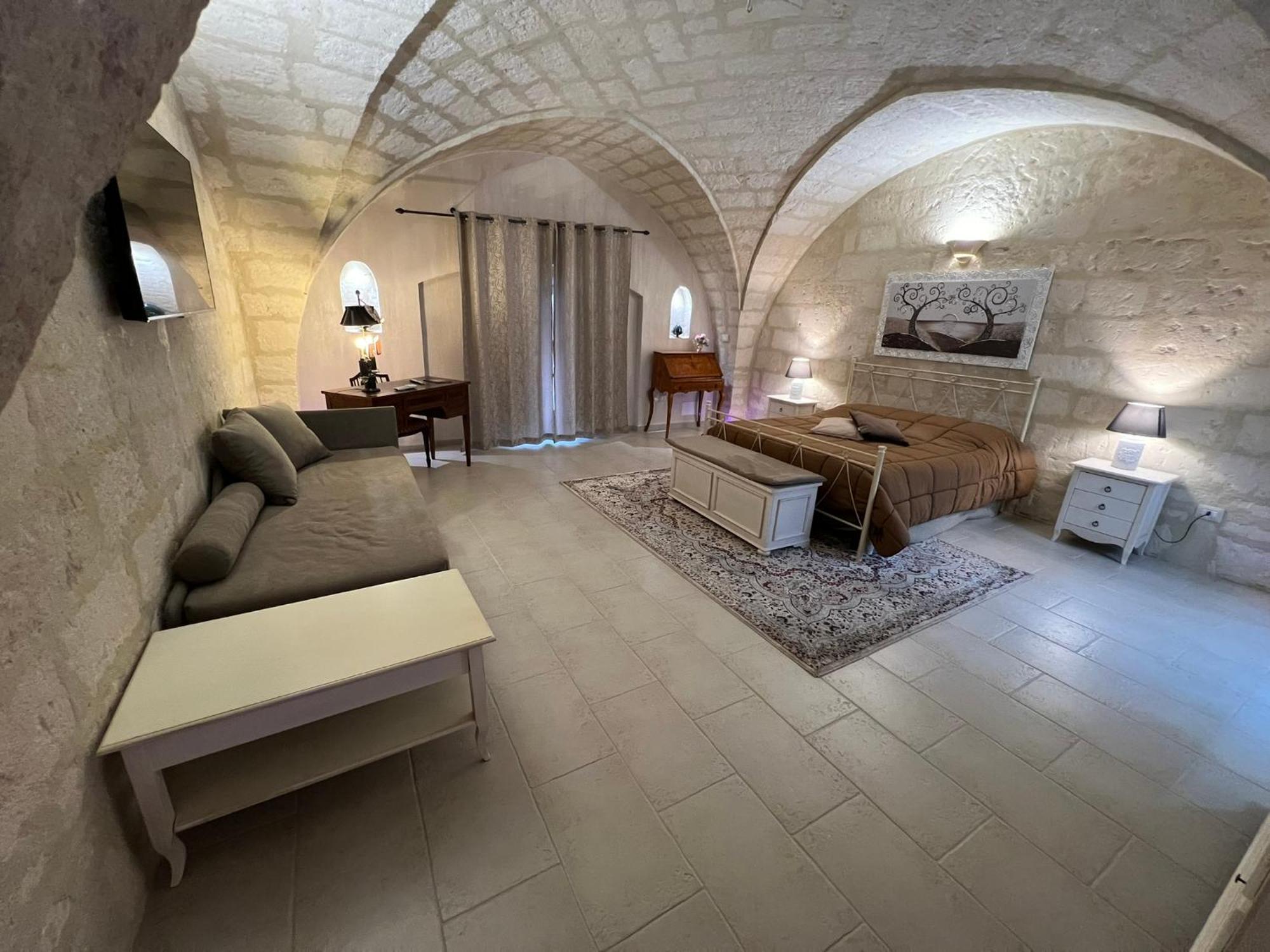 Suite Cavour Luxury Home טאראנטו מראה חיצוני תמונה