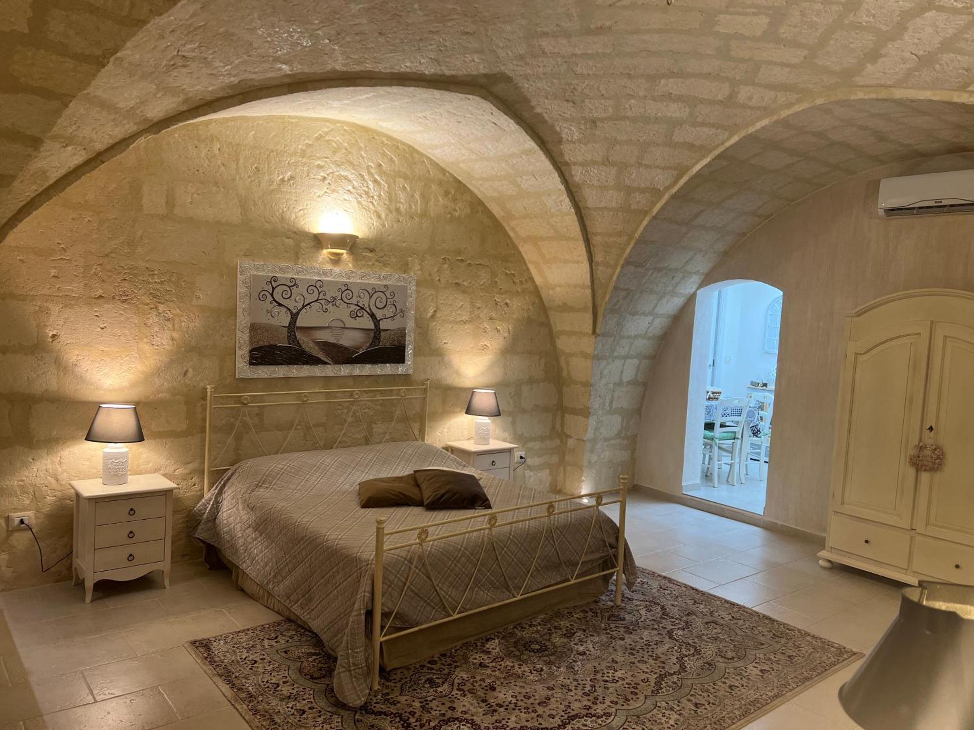 Suite Cavour Luxury Home טאראנטו מראה חיצוני תמונה