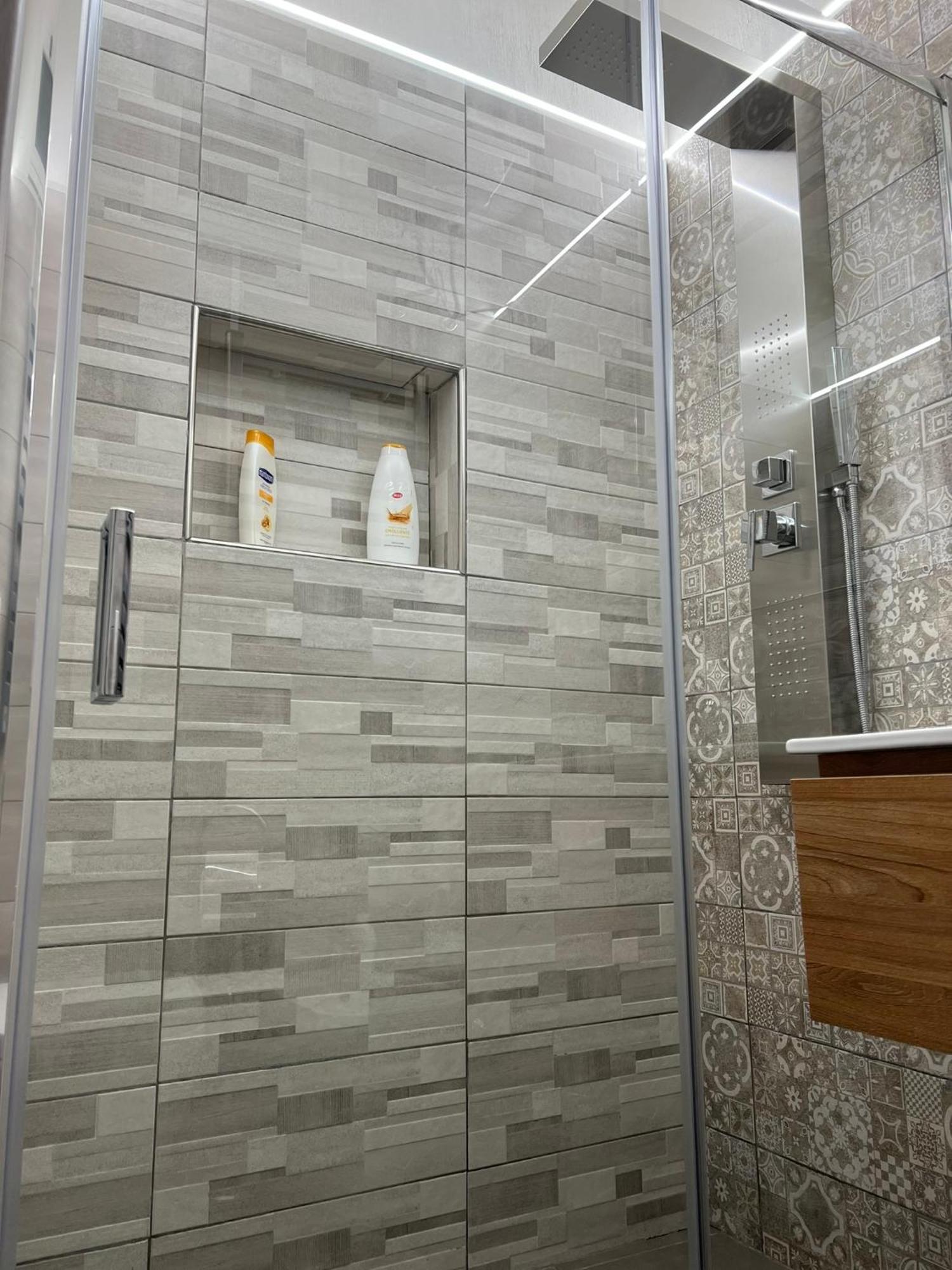 Suite Cavour Luxury Home טאראנטו מראה חיצוני תמונה