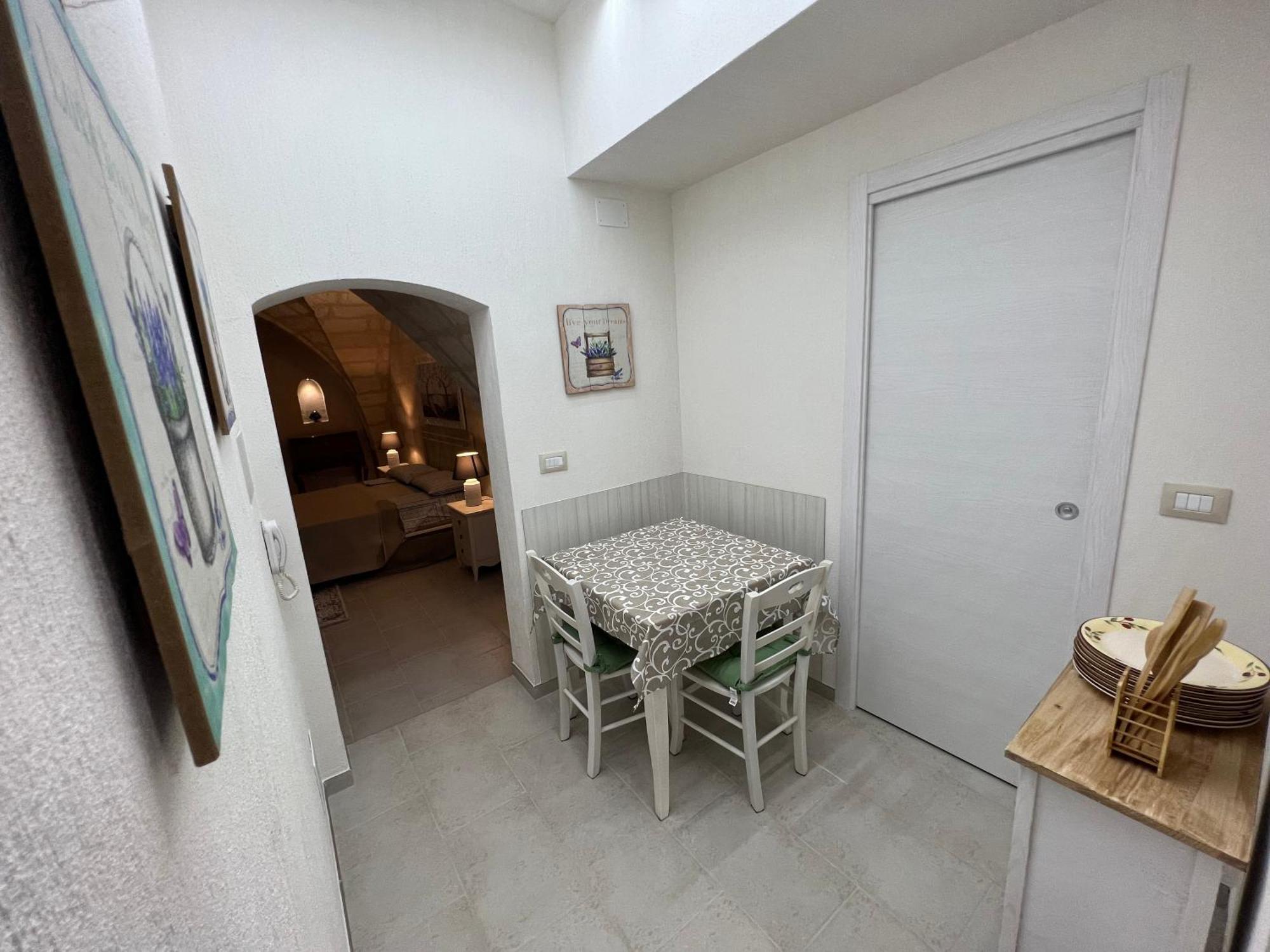 Suite Cavour Luxury Home טאראנטו מראה חיצוני תמונה
